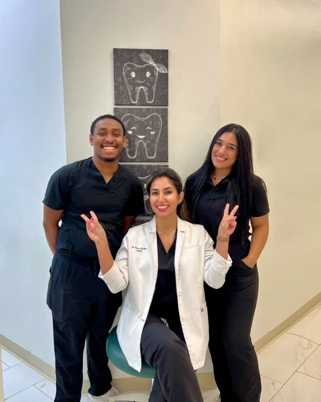 We make smiles and spread smiles 😁...

#dentistlife #teethwhitening #dentalimplants #dentalcrowns #dentalrestoration #invisalign #veneers